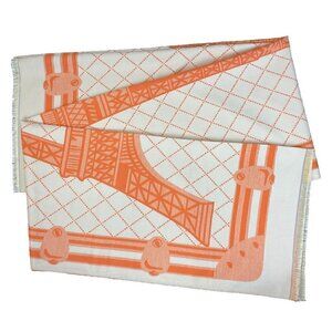 Luxurious Fashion Scarf